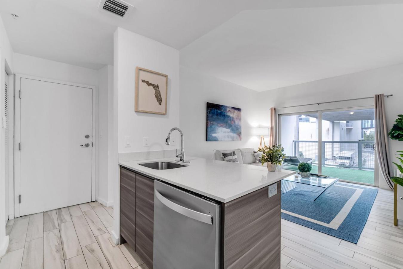Lovely Unit Mins From Wynwood With Free Parking Майами Экстерьер фото